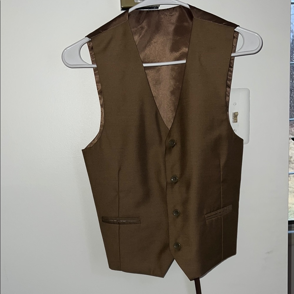 Button-Up Vest